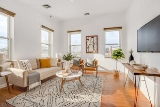 54-60 McWhorter St in Newark, NJ - Building Photo - Building Photo