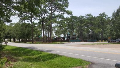 220 W Verbena Ave in Foley, AL - Building Photo - Building Photo