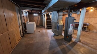 1712 2nd Ave SE in Austin, MN - Building Photo - Building Photo