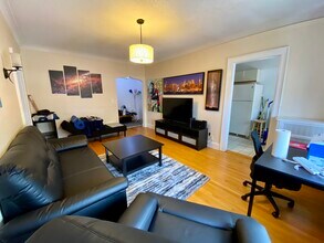 137 Englewood Ave, Unit 42 in Boston, MA - Building Photo - Building Photo