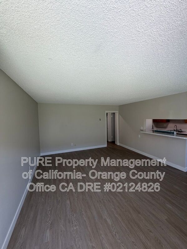 404 Nashville Ave in Huntington Beach, CA - Building Photo - Building Photo