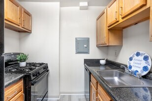Highland Terrace Apartments in Washington, DC - Building Photo