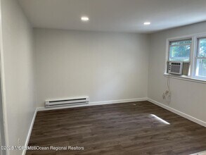 95 Park Ave in Keansburg, NJ - Building Photo - Building Photo