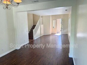 33386 Embassy Ave in Temecula, CA - Building Photo - Building Photo