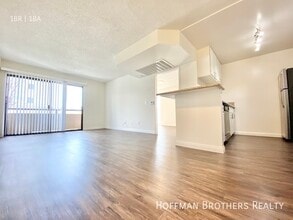 1725 Grismer Ave in Burbank, CA - Building Photo - Building Photo