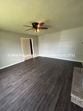 2320 S 50th St in Fort Smith, AR - Building Photo - Building Photo