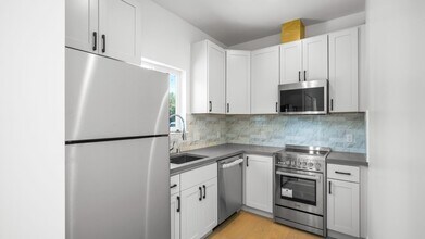 348 San Pablo Ave in Millbrae, CA - Building Photo - Building Photo