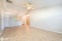 2941 SW 7th Pl in Cape Coral, FL - Foto de edificio - Building Photo