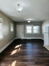3609 E Vermont St in Indianapolis, IN - Building Photo - Building Photo