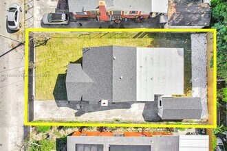 3040 NW 13th Ave in Miami, FL - Building Photo - Building Photo