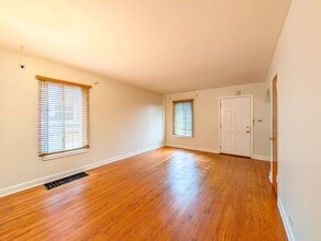 631 Balmoral Ave in Westchester, IL - Building Photo - Building Photo