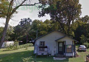 824 S Main St in Bald Knob, AR - Building Photo
