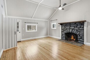 744 Milltown Rd in Southeast, NY - Building Photo