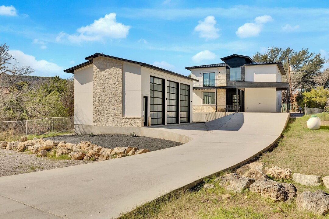 1304 Minnie Dr in Austin, TX - Building Photo