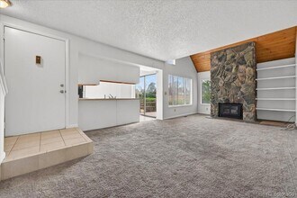 2499 S Xanadu Way, Unit D in Aurora, CO - Building Photo - Building Photo