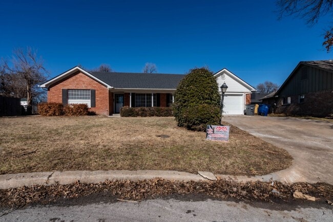 9103 E 38th Pl in Tulsa, OK - Building Photo - Building Photo