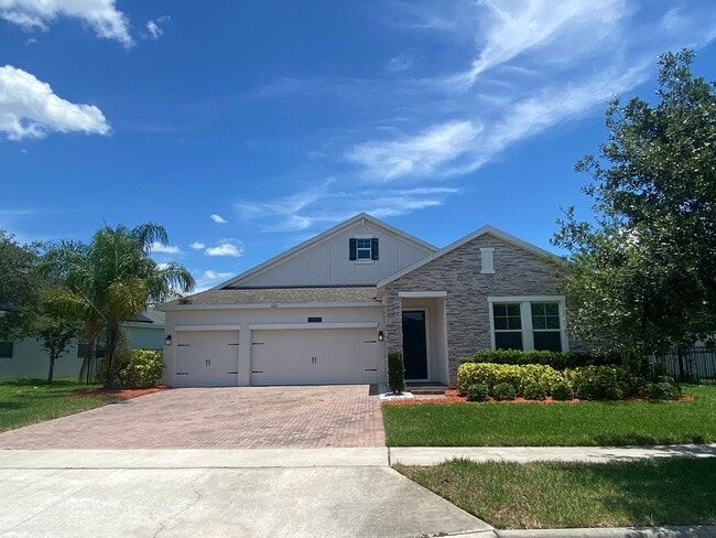 property at 10952 Longleaf Woods Dr