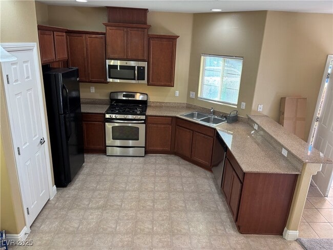 property at 9473 Alma Ridge Ave