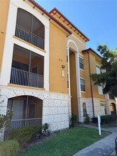 6169 Metrowest Blvd in Orlando, FL - Building Photo - Building Photo