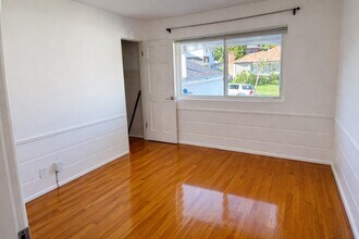 5037 Parkglen Ave in Los Angeles, CA - Building Photo - Building Photo