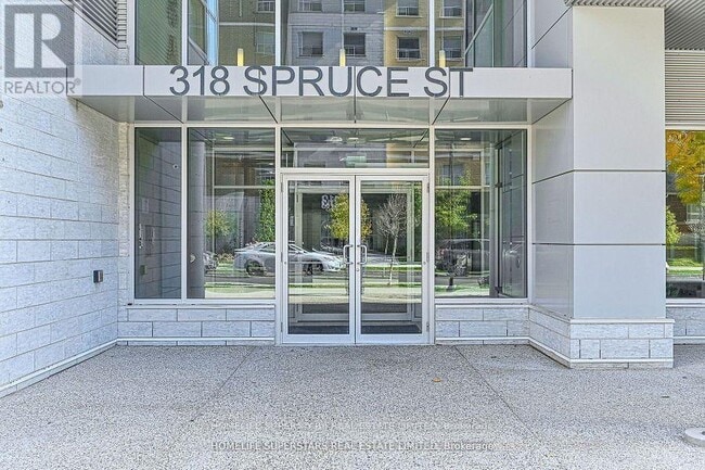 318 Spruce St in Waterloo, ON - Building Photo - Building Photo