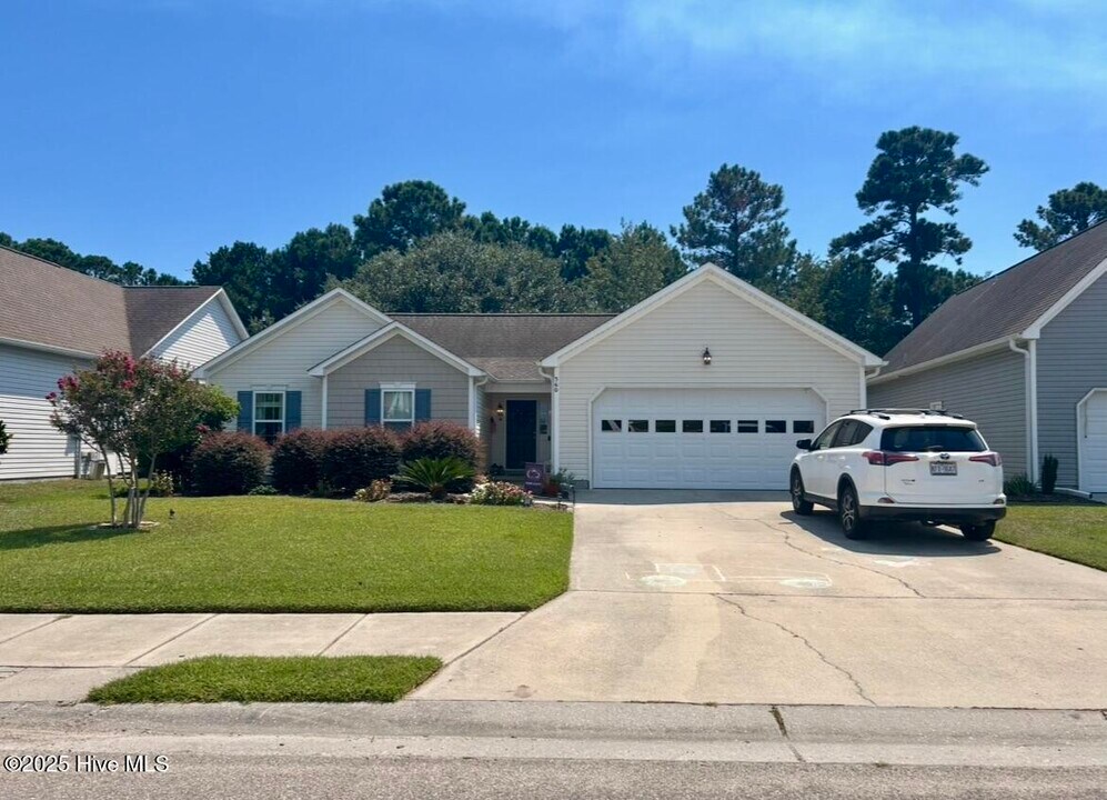 360 Rose Bud Ln in Holly Ridge, NC - Building Photo