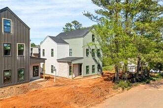 576 Pride Ave in Auburn, AL - Building Photo - Building Photo