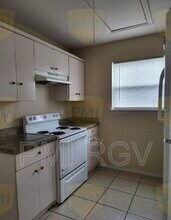 1502 Quitaca Dr in Edinburg, TX - Building Photo - Building Photo