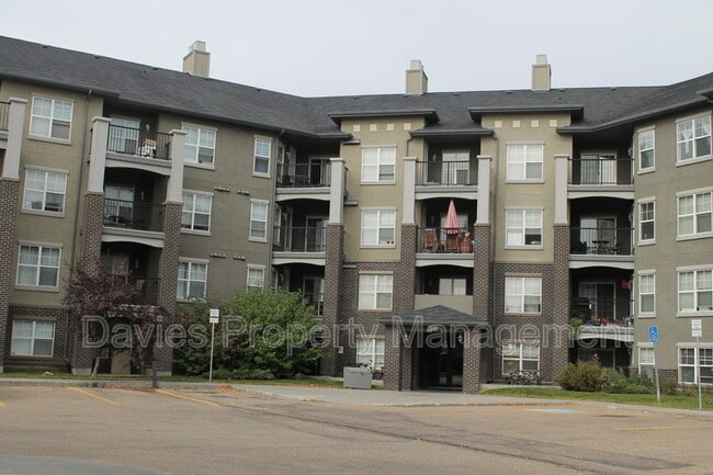 property at 622 McAllister Loop SW