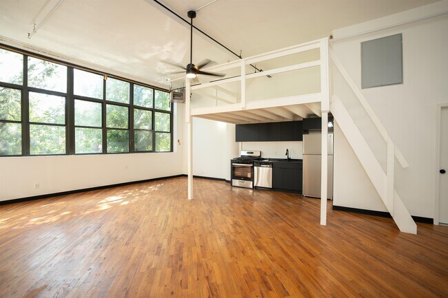 2 Union St in Jersey City, NJ - Building Photo - Building Photo