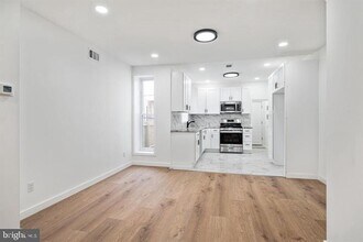 921 S Alden St in Philadelphia, PA - Building Photo - Building Photo