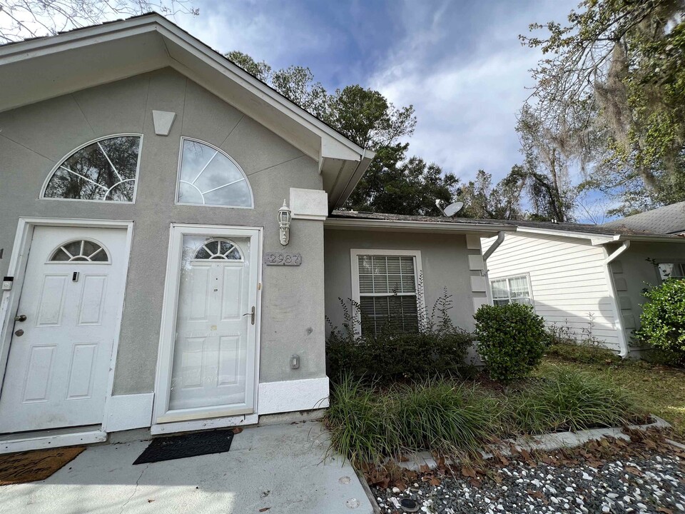 2987 Royal Palm Way in Tallahassee, FL - Foto de edificio