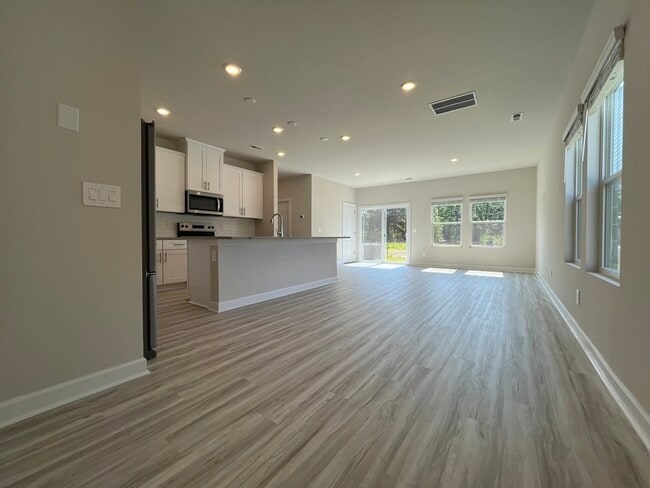 1716 Braemar Vlg Dr in Monroe, NC - Building Photo - Building Photo