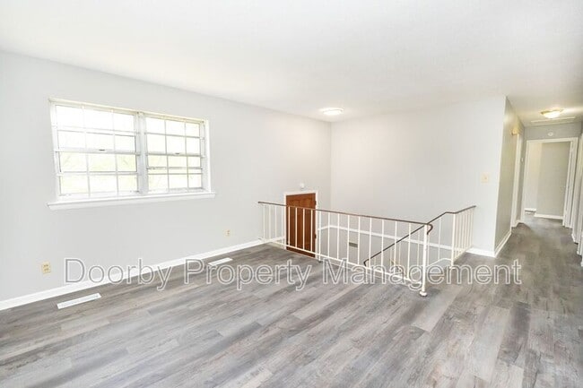 8911 Drake Parkway Rd, Unit 1 in Chattanooga, TN - Building Photo - Building Photo