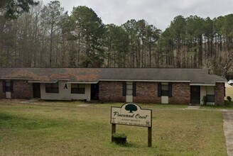 1433 Co Rd 187 in Lanett, AL - Building Photo - Building Photo