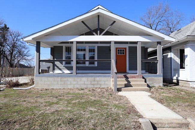 property at 1718 Thaddeus St