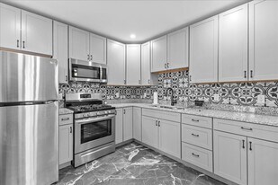 416 Pearl St in Burlington, VT - Building Photo