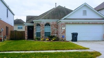 2342 Urban Forest Ct in Spring, TX - Building Photo