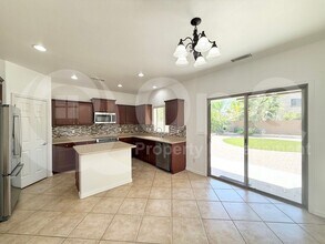 2213 W Marconi Ave in Phoenix, AZ - Building Photo - Building Photo