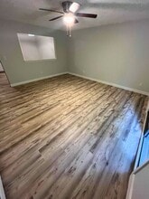12 Strawberry Bank Rd in Nashua, NH - Building Photo - Building Photo