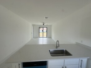 1122 Homer Ave S in Lehigh Acres, FL - Building Photo - Building Photo