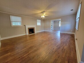 220 Gilleland Dr in Athens, GA - Building Photo - Building Photo