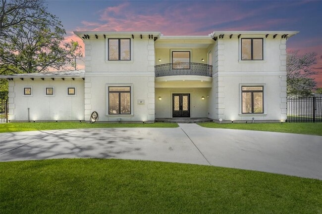 property at 201 Mayerling Dr