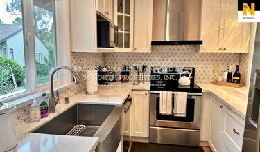 1101 Heather Ln in Pacific Grove, CA - Building Photo - Building Photo