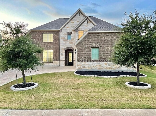 3809 Mineral Dr in Leander, TX - Foto de edificio - Building Photo