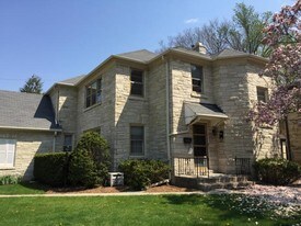 2310 N Menomonee River Pkwy in Wauwatosa, WI - Building Photo
