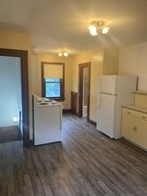 319 Amherst St, Unit Apt #2 in Winchester, VA - Building Photo - Building Photo