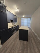 30-2030 Elm Dr W in Mississauga, ON - Building Photo - Building Photo