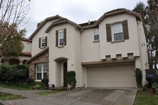 724 Canoas Creek Cir in San Jose, CA - Building Photo