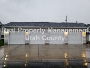 2487 W 500 S in Springville, UT - Foto de edificio - Building Photo